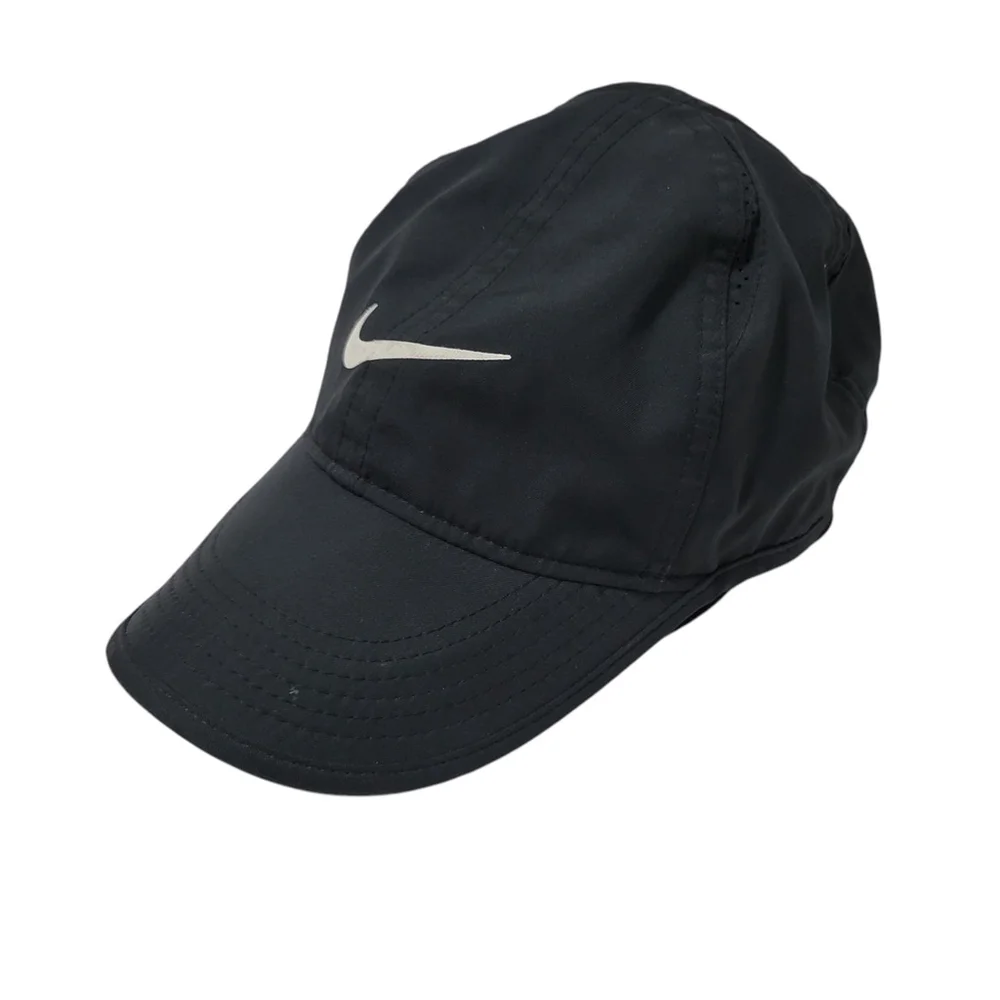 Nike FeatherLight Dri-Fit Hat Cap Black Toddler Tennis O/S. Excellent Condition